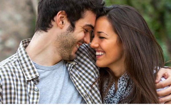 Deslumbrada con novio más joven&nbsp;&nbsp;