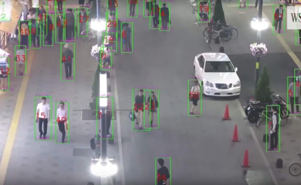 'Pantalla de la vergüenza' a la que todos los chinos le temen