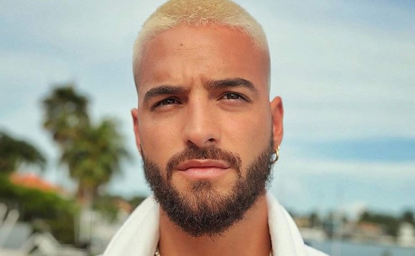 Maluma cumple el sueño de su niñez, tener un avión privado