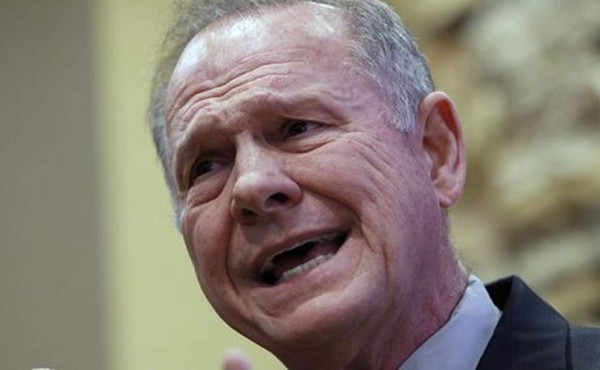 EUA: Roy Moore impugna elecciones del senado en Alabama tras su derrota