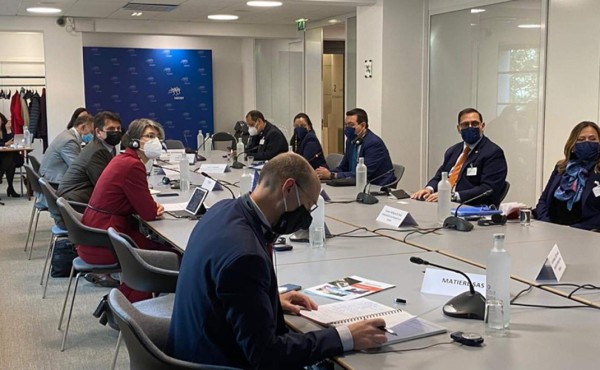 Buscan incentivar a empresas francesas para que inviertan en Honduras