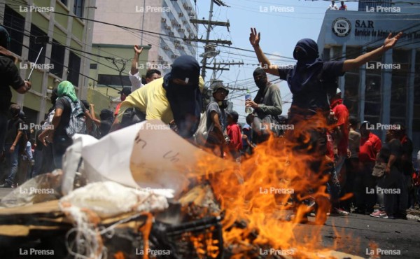 Disturbios en Tegucigalpa después de movilización de trabajadores