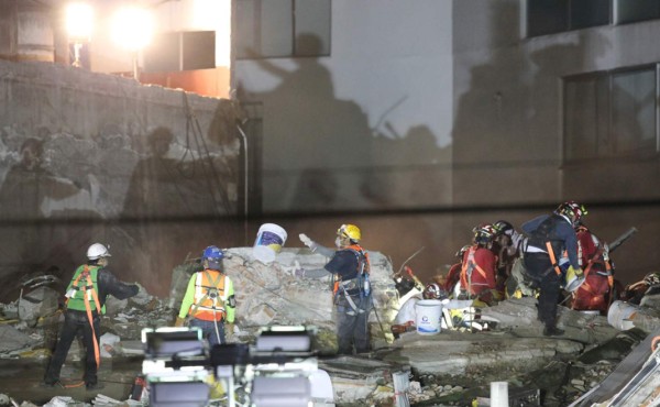 Suben a 360 los muertos en México por el terremoto