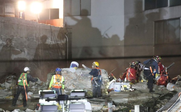 Suben a 360 los muertos en México por el terremoto