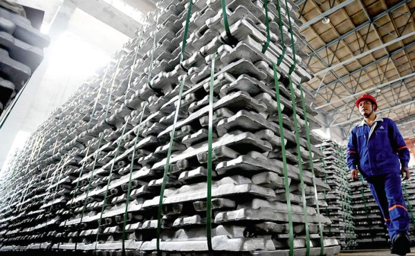 La asistencia de China a las estatales acentúa el exceso global de suministro