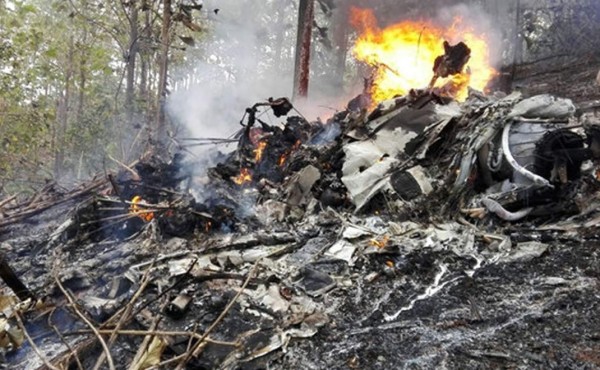 Se estrella avioneta con 12 personas a bordo en Costa Rica