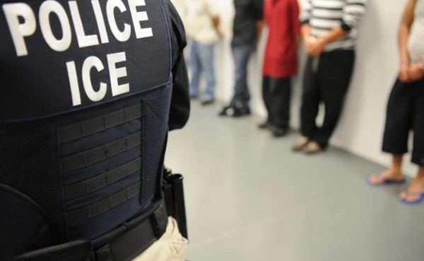 Inmigrantes en alerta por redadas anunciadas para este domingo  