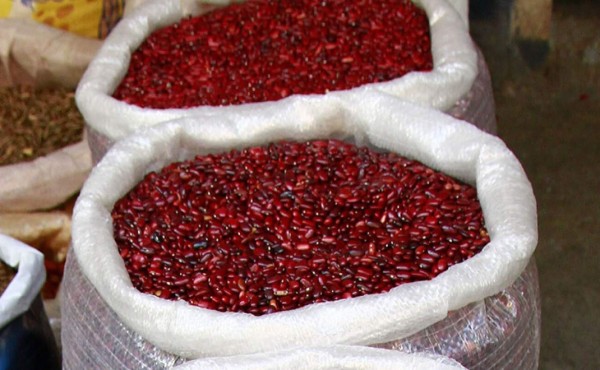 Medida de frijoles registra una rebaja de L2.00 en Tegucigalpa