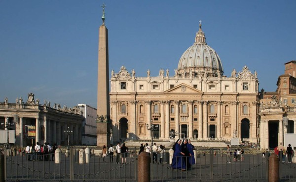 Los indigentes ya no son bienvenidos en el Vaticano    