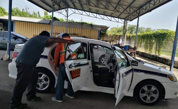 Unos 900 taxis están listos para operar en La Ceiba
