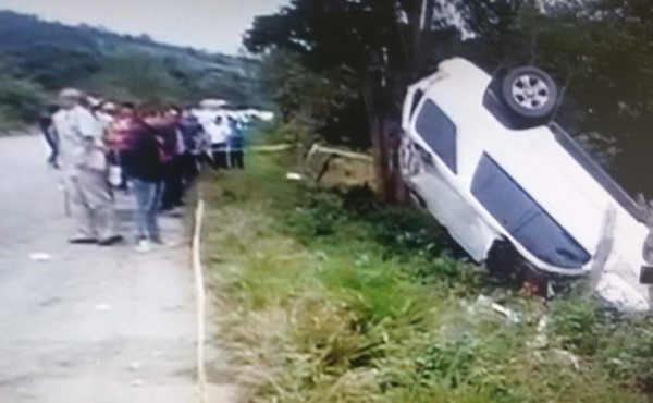 Un muerto y dos heridos deja accidente automovilístico en Copán