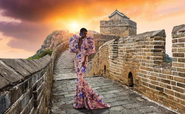 El avatar de RalphyRusso y el singular universo de Azzaro