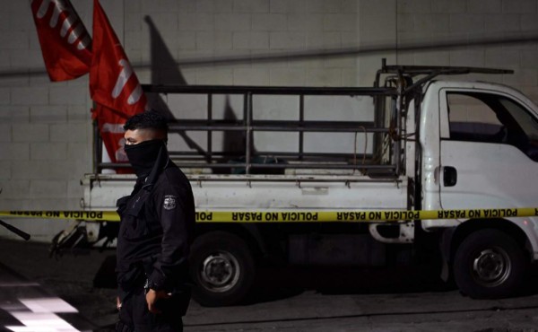 Dos muertos y cinco heridos en ataque a militantes de izquierda en El Salvador