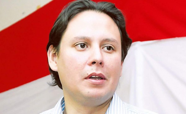 Liberales se confrontan por elección de la Corte