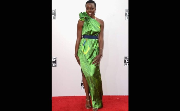 ¿Quién fue la mejor y peor vestida de los American Music Awards?