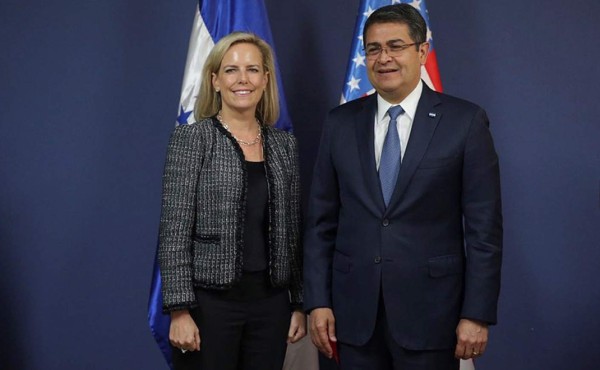 Kirstjen Nielsen pide al Triángulo Norte trabajar juntos en una crisis 'sin precedentes'