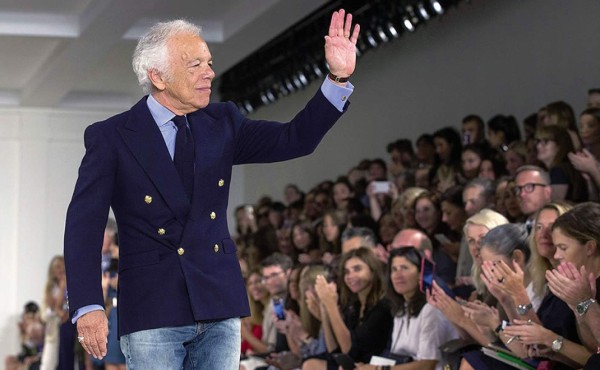 Ralph Lauren ensaya un giro tras perder 50% de su valor en bolsa