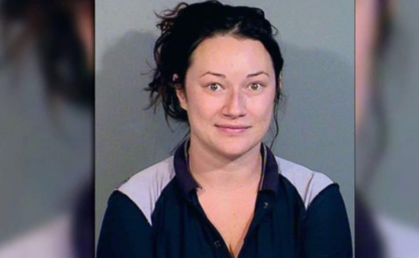 Arrestan a una mujer por enviar 65,000 mensajes a un hombre tras la primera cita