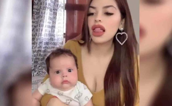 Video viral: Bebé vomita al escuchar cantar a su mamá
