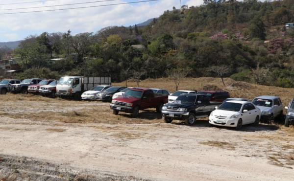 Policía recupera 23 vehículos con reporte de robo internacional