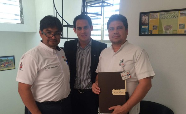 Consulado de Honduras ingresa a la Red de Atención a Migrantes