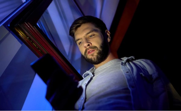 Está triste porque se quedó sin amigos