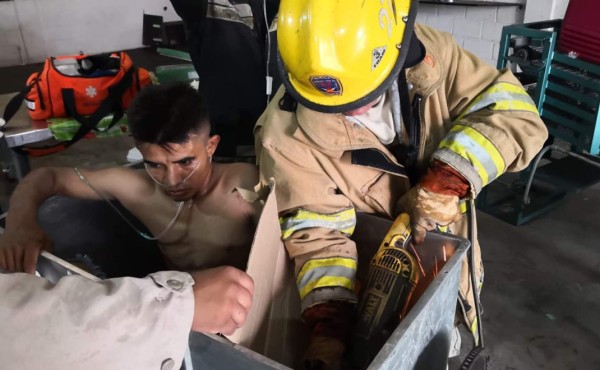 Trabajador queda atrapado dentro máquina demoledora en San Pedro Sula