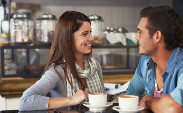 Enamorado de hermana de compañero gay