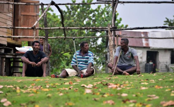Grupos étnicos de Honduras encaran y sobreviven al covid-19 con medicina natural