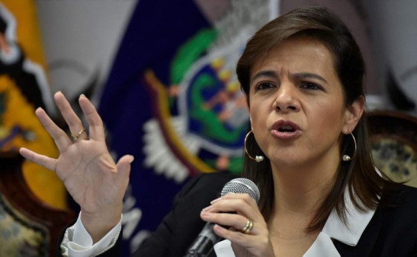 Congreso de Ecuador destituye a ministra de Gobierno por represión en protestas
