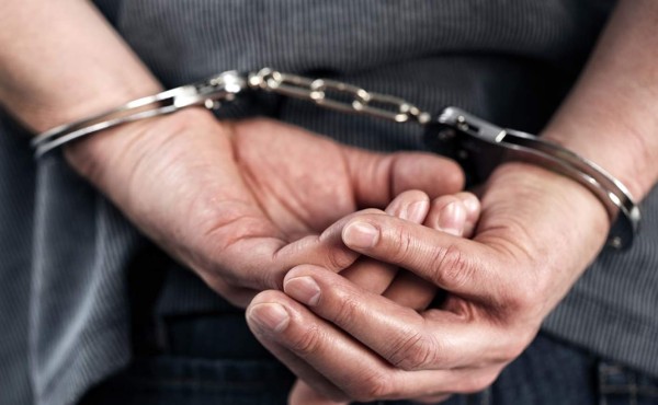 Detienen a padre acusado de matar a sus hijos inyectándoles medicamentos  