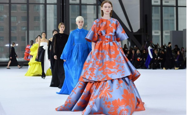 Una Carolina Herrera a todo volumen