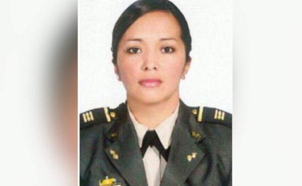 'Ella era el centro de mi hogar': Madre de capitán fallecida en accidente aéreo