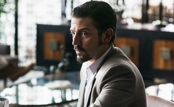 Series de Netflix llegan a la televisión por cable con canal AyE