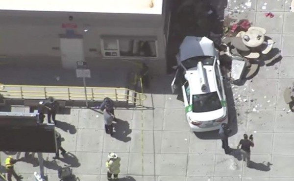 Taxista pierde control del vehículo y deja 10 heridos en Boston