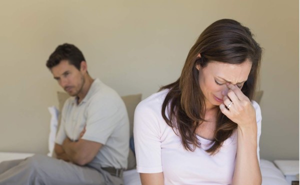 No sabe si dejar o no a su esposo