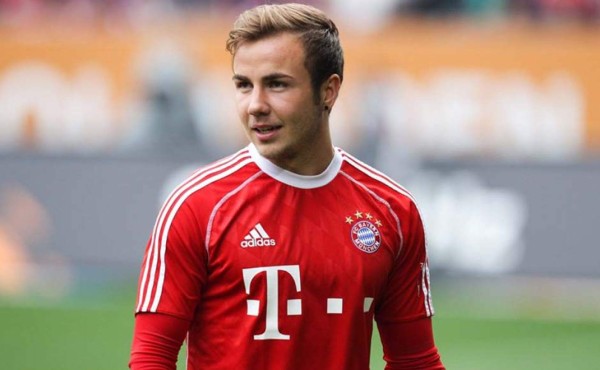 Götze dice que seguirá en el Bayern tras separarse de su agente