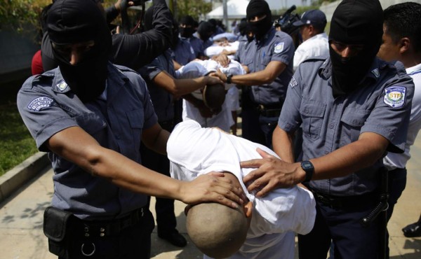 Redadas en El Salvador dejan 36 pandilleros arrestados por varios delitos