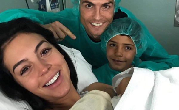 Cristiano Ronaldo, padre por cuarta vez