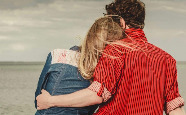 Amigo enamorado, hermana ‘ciega’