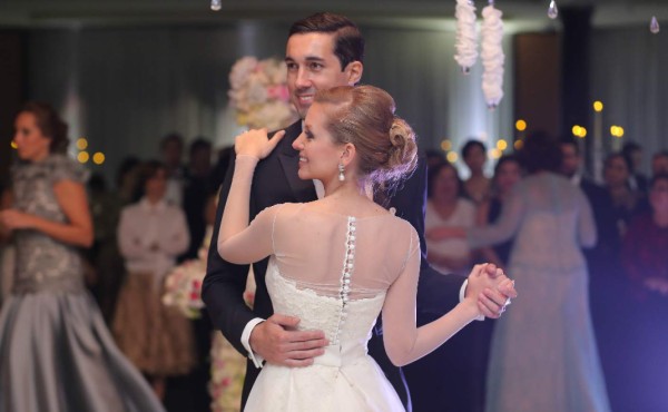 Boda de Ashley Rodgers y Cameron McNab