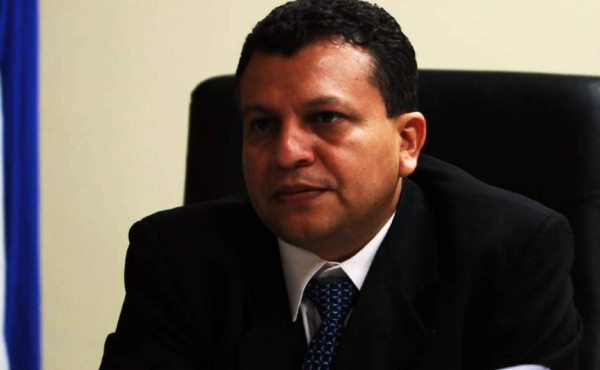 Solicitan pena máxima para Teodoro Bonilla por tráfico de influencias