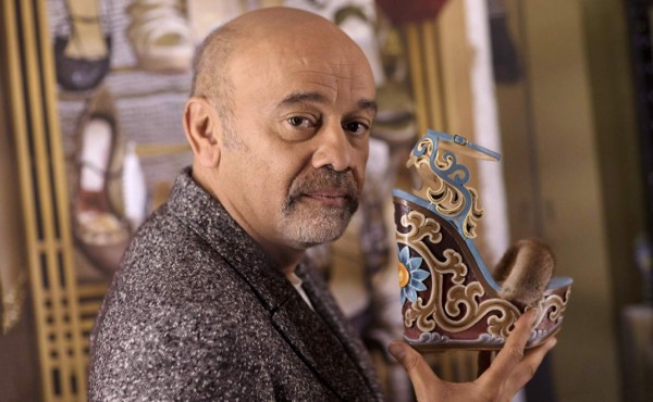 Christian Louboutin, celebra sus 30 años de creación