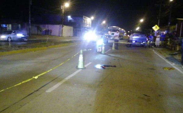 Hombre muere atropellado en colonia Valle de Sula