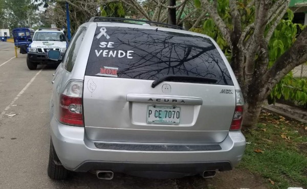 Hombre llevaba en su carro más de $10,000 y lo detienen en Corinto