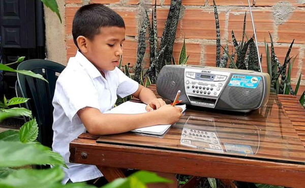 Piden a Educación identificar pronto a estudiantes que desertaron del sistema