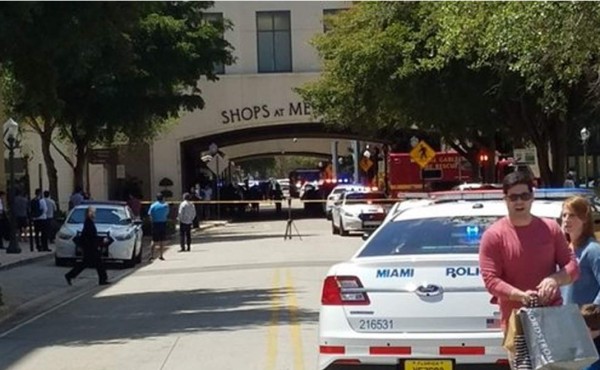 Tiroteo en gimnasio de centro comercial de Miami deja un muerto y dos heridos