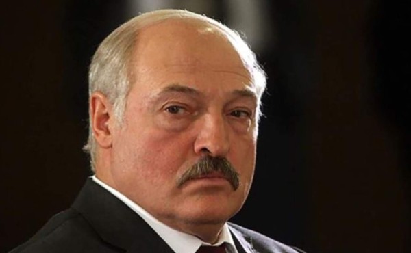Oposición denuncia fraude masivo en elecciones legislativas de Bielorrusia