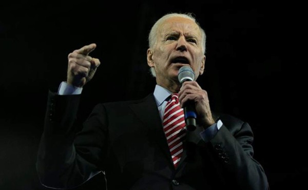 Biden supera cómodamente a Trump en sondeos previos a elecciones de EEUU