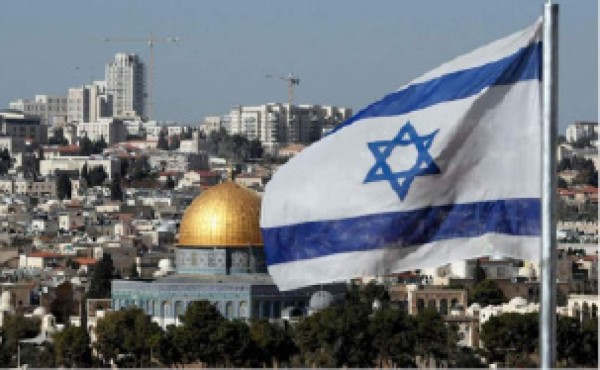 Palestinos lanzan cohete hacia Israel en medio de tensión en Jerusalén